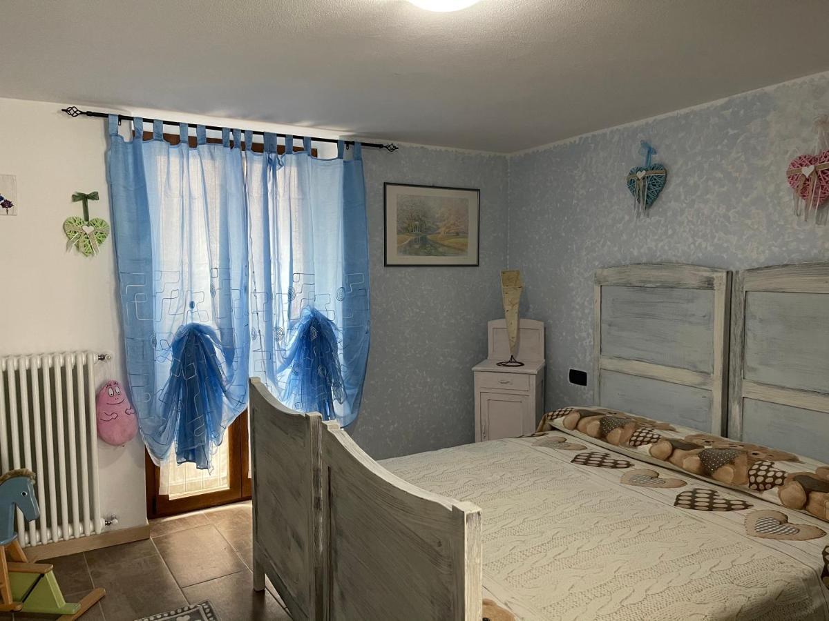 La Casa Di Pucci Nel Borgo Affrescato Di Parlasco Cortenova Extérieur photo