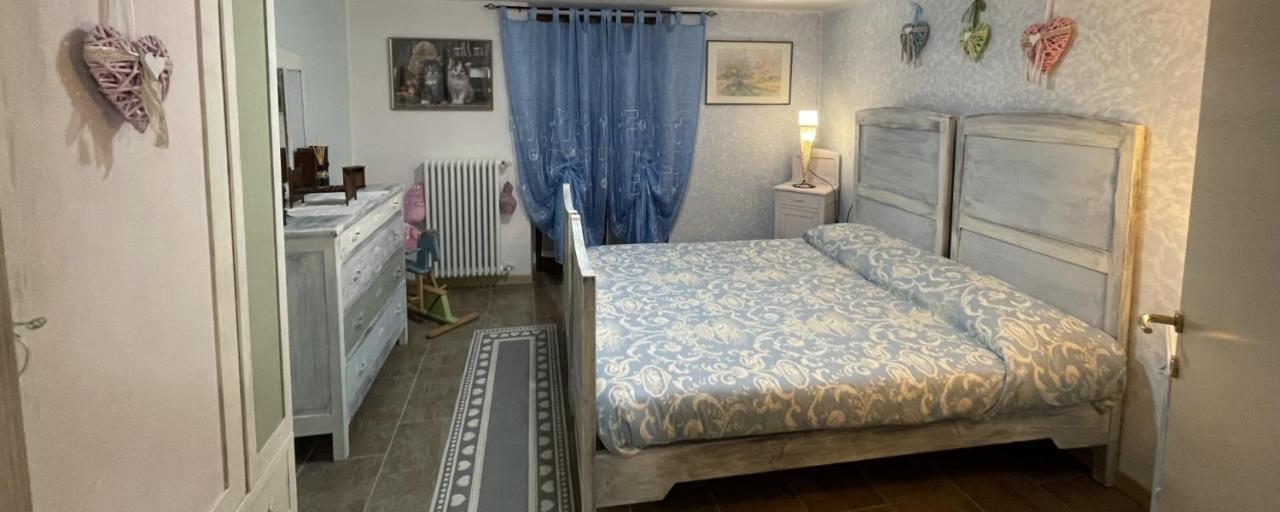La Casa Di Pucci Nel Borgo Affrescato Di Parlasco Cortenova Extérieur photo
